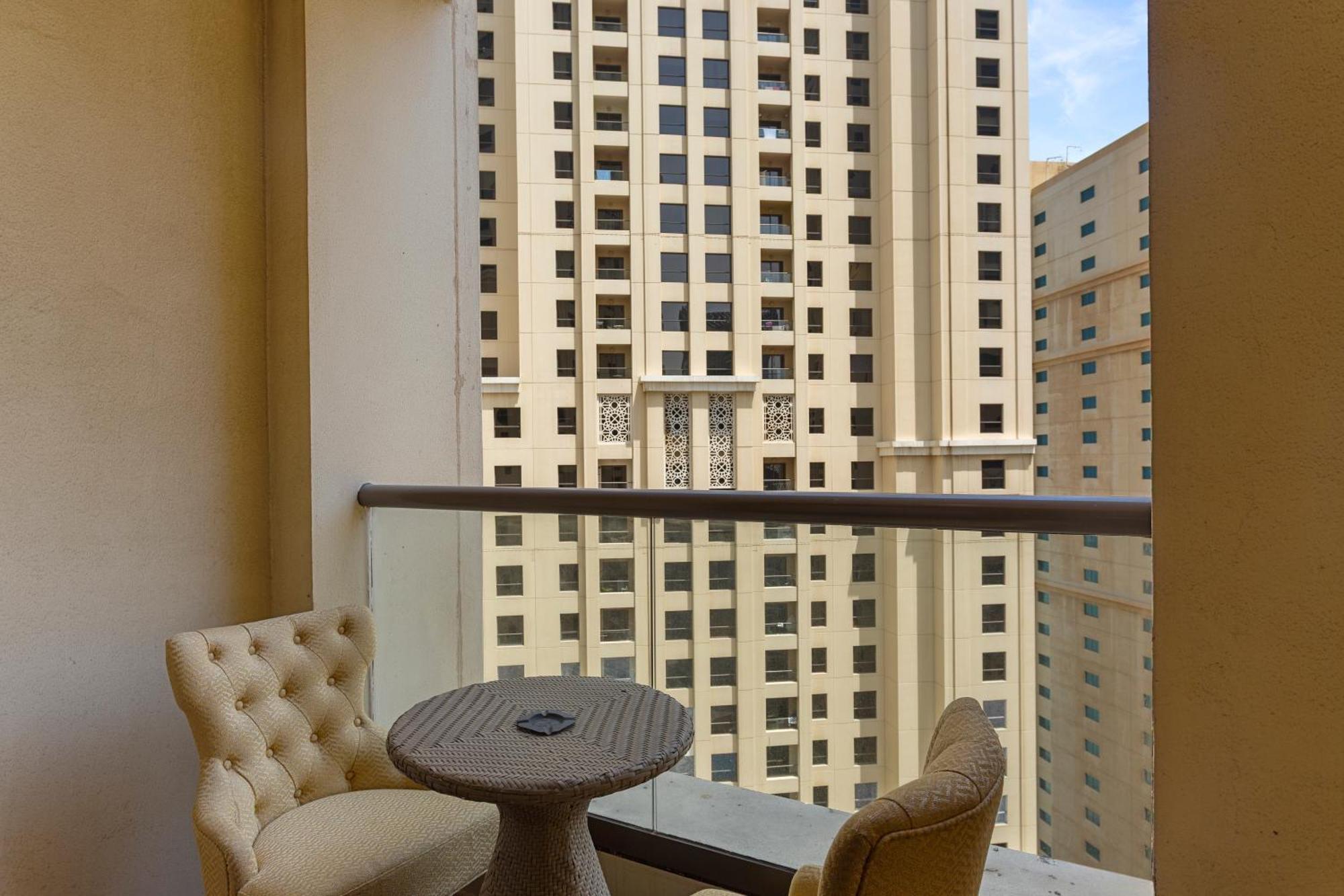 Peaceful Spacious 3 Bedroom In Jbr Dubai